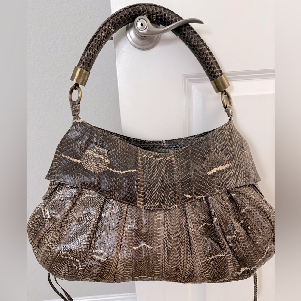 R&Y Augusti Leather Bag